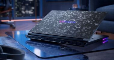 Lenovo Legion 9i 18-Inch Model (RTX 5090): Best Desktop Replacement of 2025